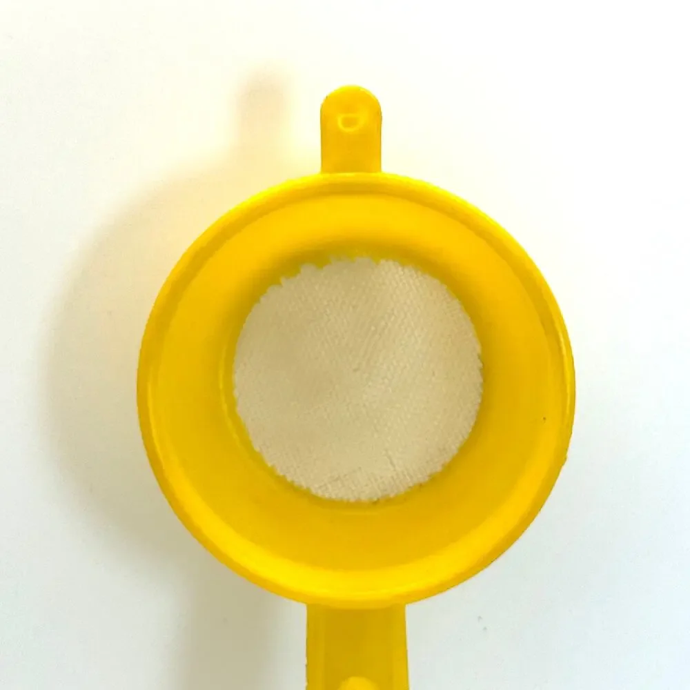 VTG Fine Mesh Tea Baking Strainer Yellow Plastic Kitchen Tool Made in‎ Hong Kong